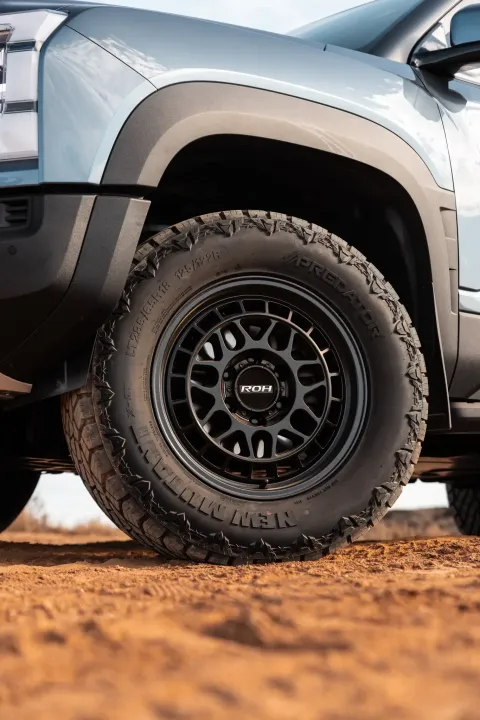 Lotus MB BYD Shark 4